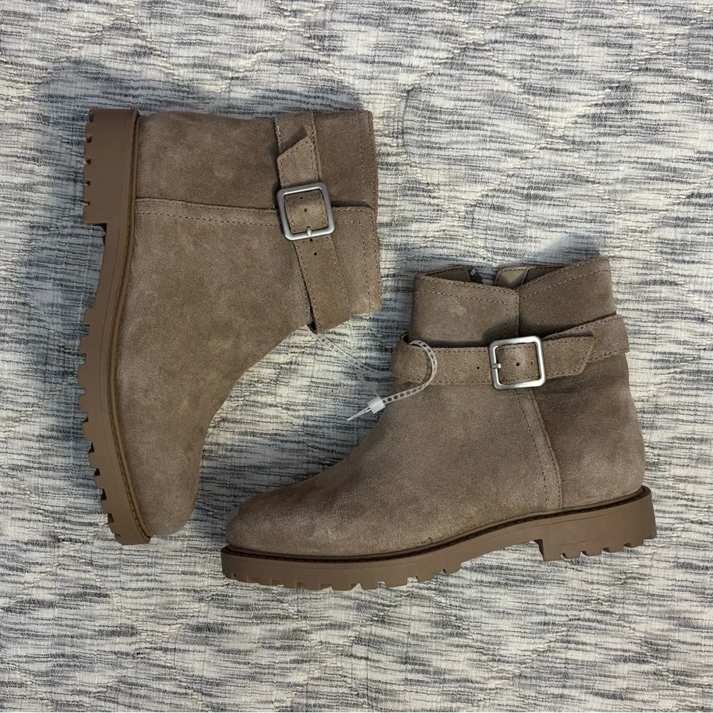 NWOT GB Girls Ankle Booties Sz 1M | GB Girls Fall Booties | Ankle Boots -